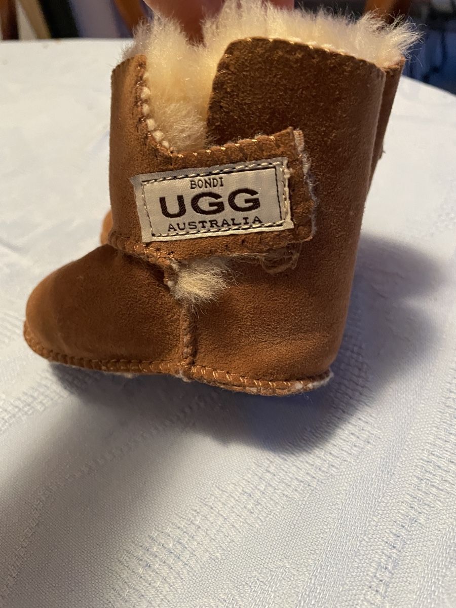 Ugg Scarpe da uomo: Scarponcini UGG bebè – Usato da Melide venduto da jul_2q6m 1