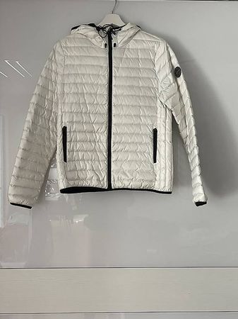 Superdry Jacke in Größe 40 in top Zustand