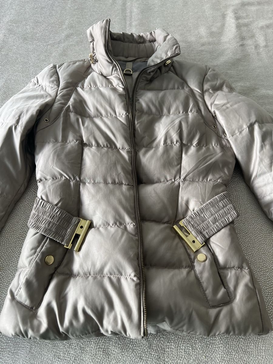 Zara Giacche: Daunenjacke Zara Basic taupe, Grösse S – Usato da Meilen venduto da Namaycus 5
