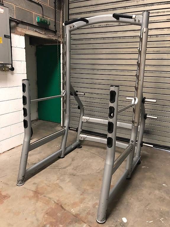 Hometrainer: Matrix Squat Rack / Power Rack / Power Cage / Multi Rack – Usato da Muri b. Bern venduto da RESALEO