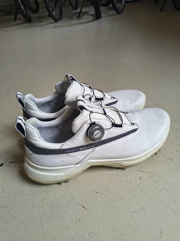 Herrenschuhe: ECCO Biom G5 Gr. 44 mit Spikes – Gebraucht aus Arnegg von zozotsu