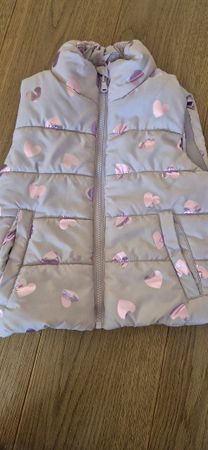 H&M Kinder Gilet mit Herz-Muster Grösse 98-104 violett