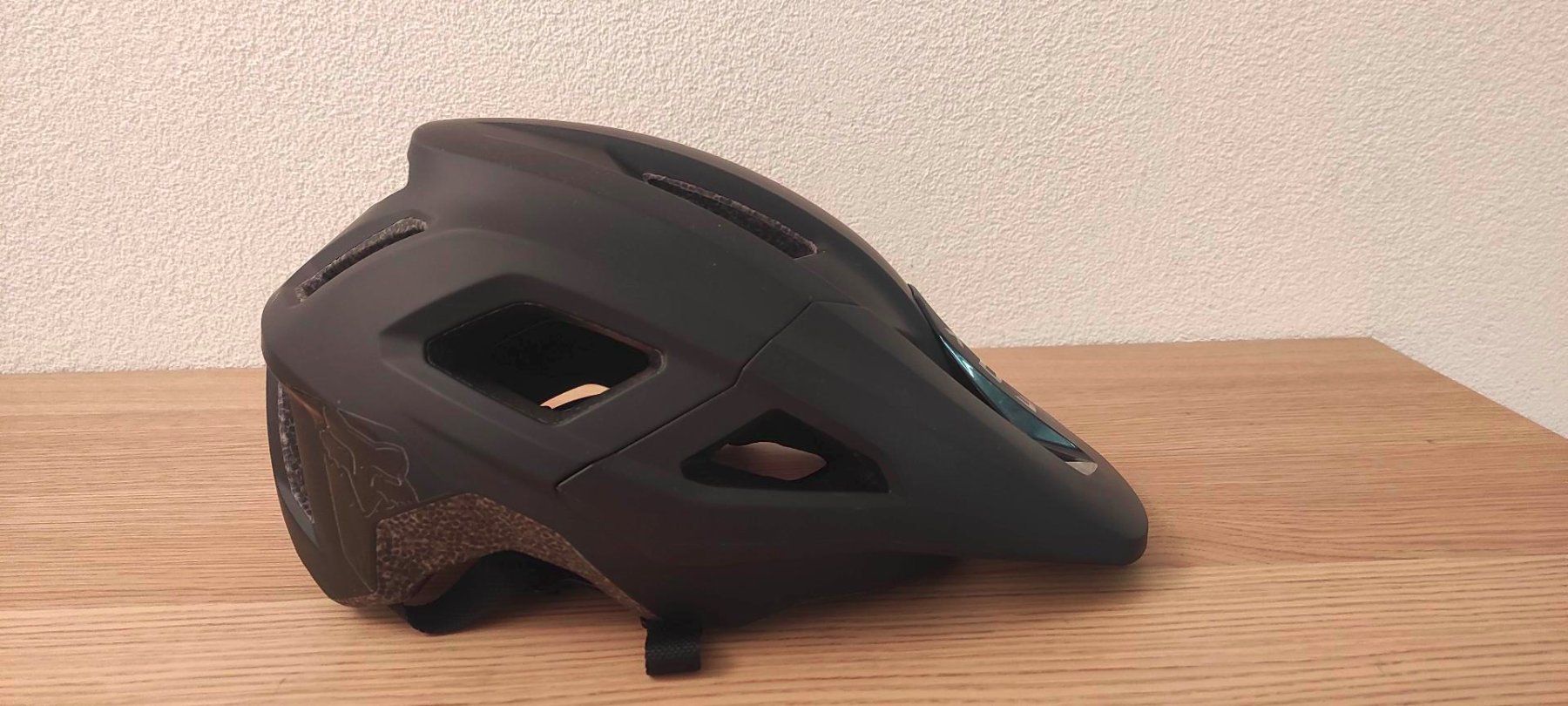 Fox Helme: Jugendhelm FOX Mainfraime MIPS – Neu und originalverpackt aus Azmoos von gbenn
