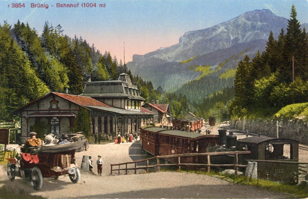 Cartes postales: Brünig - Pass  BE  /  Oldtimer und Eisenbahn – D'occasion à Brig par Valcards54