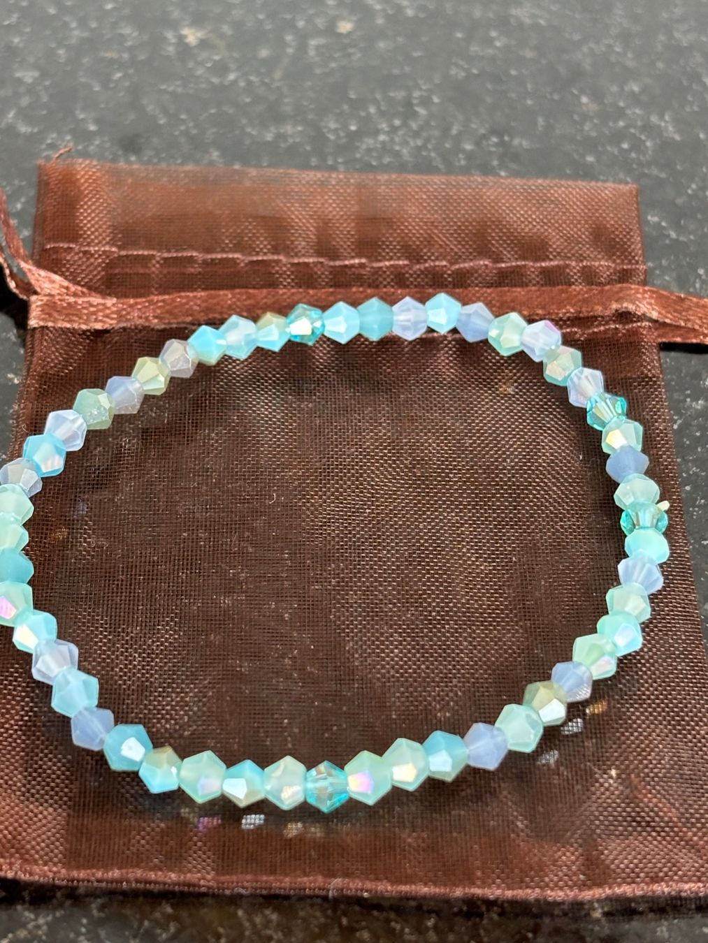 Armbänder & -reifen: Armband – Neu und originalverpackt aus Wald AR von bertli00 1