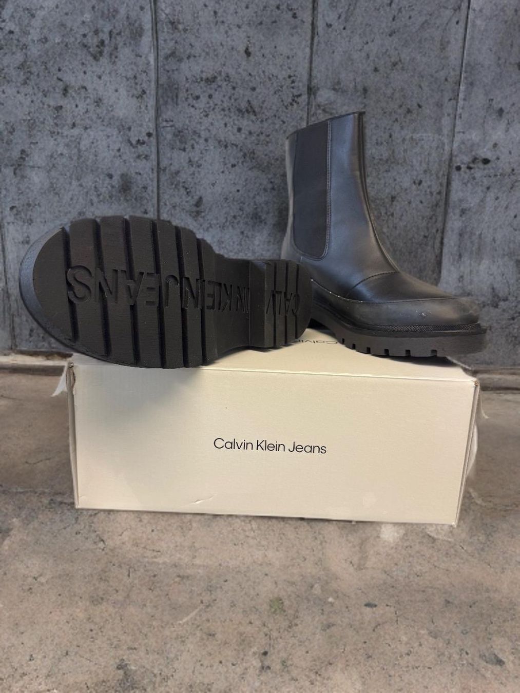 Calvin Klein Scarpe da donna: Stiefeletten  Calvin Klein Size 40 – Nuovo e nell'imballaggio originale da Zürich venduto da carmen_kandey_Insta 2