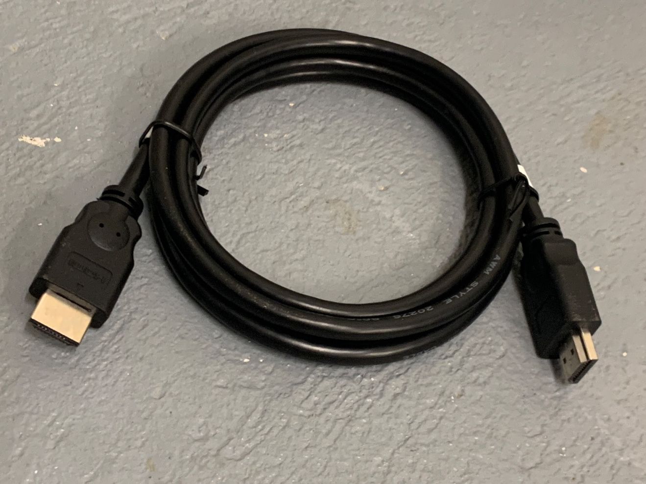 Cavi: HDMI Kabel neu – Nuovo (secondo la descrizione) da Wildegg venduto da Elefant42