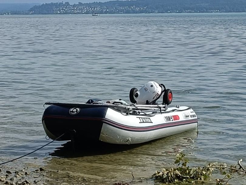 Best HD Pictures about  Schlauchboot Mit Motor Gebraucht  with No AI Images