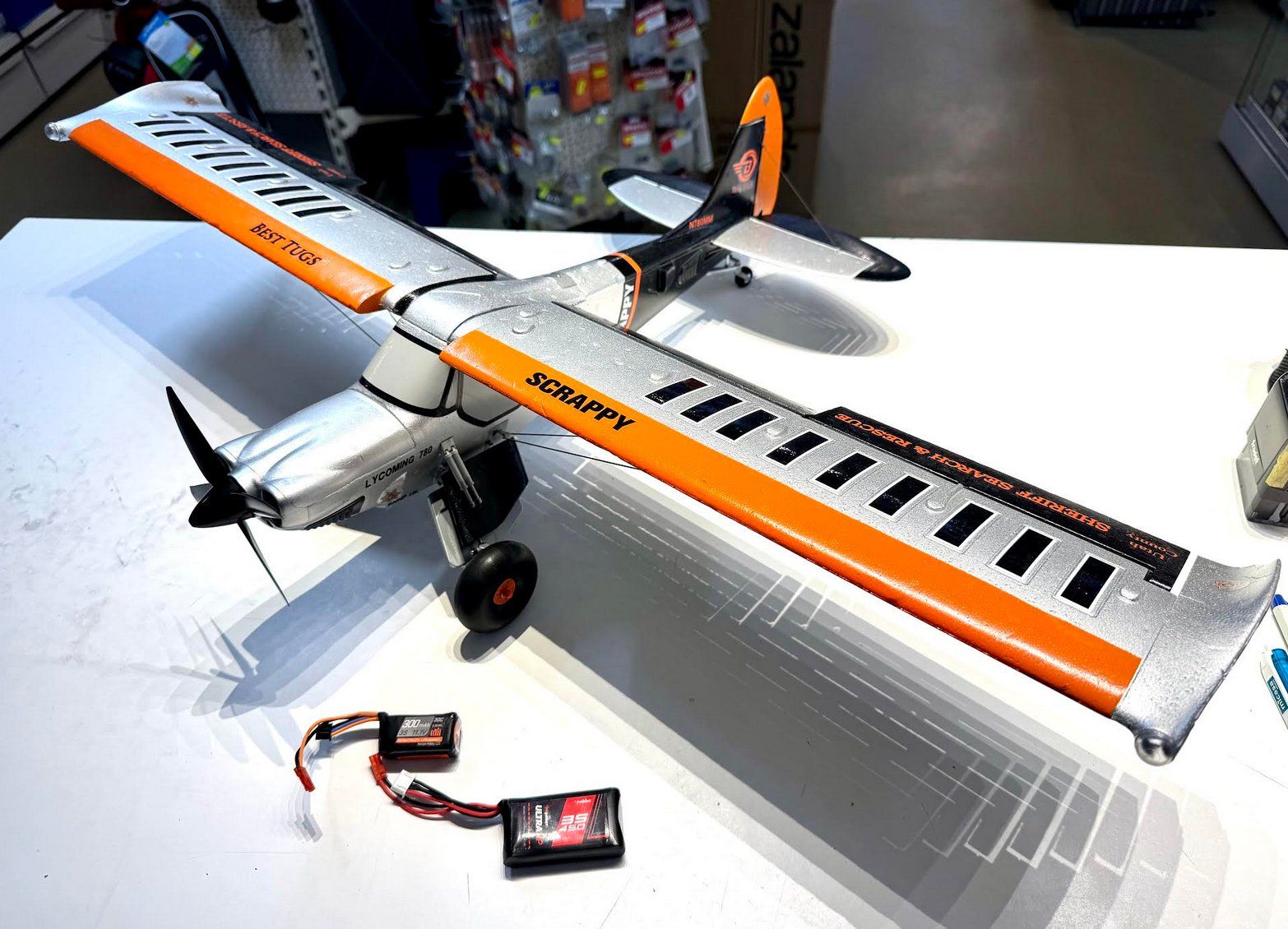 E-Flite Modellismo RC: Micro Scrappy 800mm BNF Basic with AS3X and SAFE Select – Usato da Lausanne venduto da Techobby