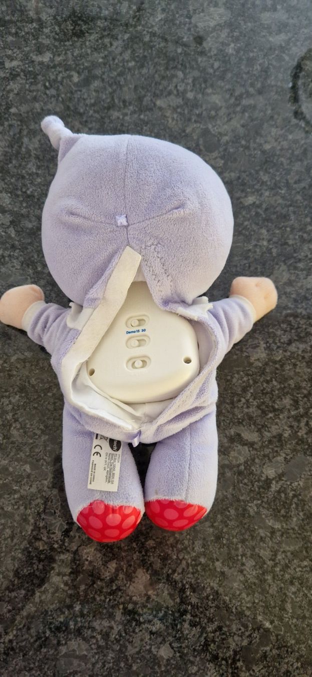 Bambole: Kinderpuppe mit Musik – Usato da Ganterschwil venduto da Sunne6 1