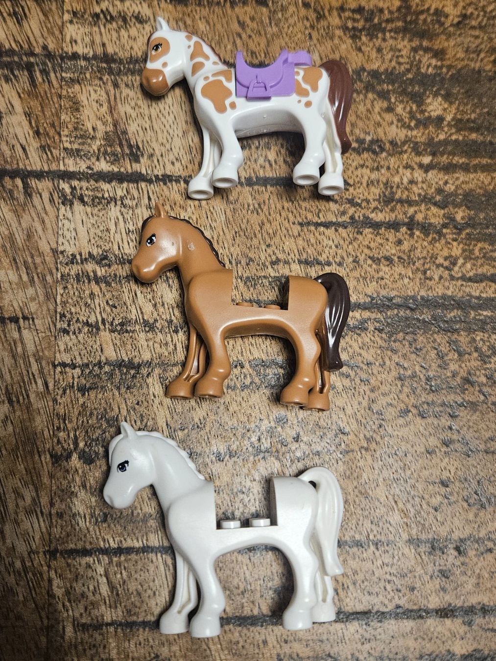 Lego Kit di costruzioni: lego figurine lot de 3 chevaux – Usato da Confignon venduto da Ecrofigs 3