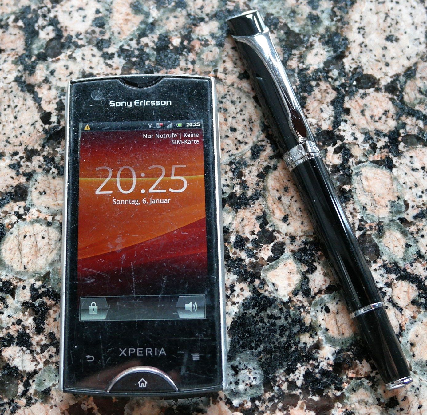 Sony Telefoni cellulari / Smartphones: Sony Ericsson Xperia ST 18i – Usato da Aeugst am Albis venduto da Ldavinci