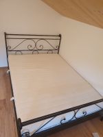 robustes Bett (140x200cm, Möbel Pfister)