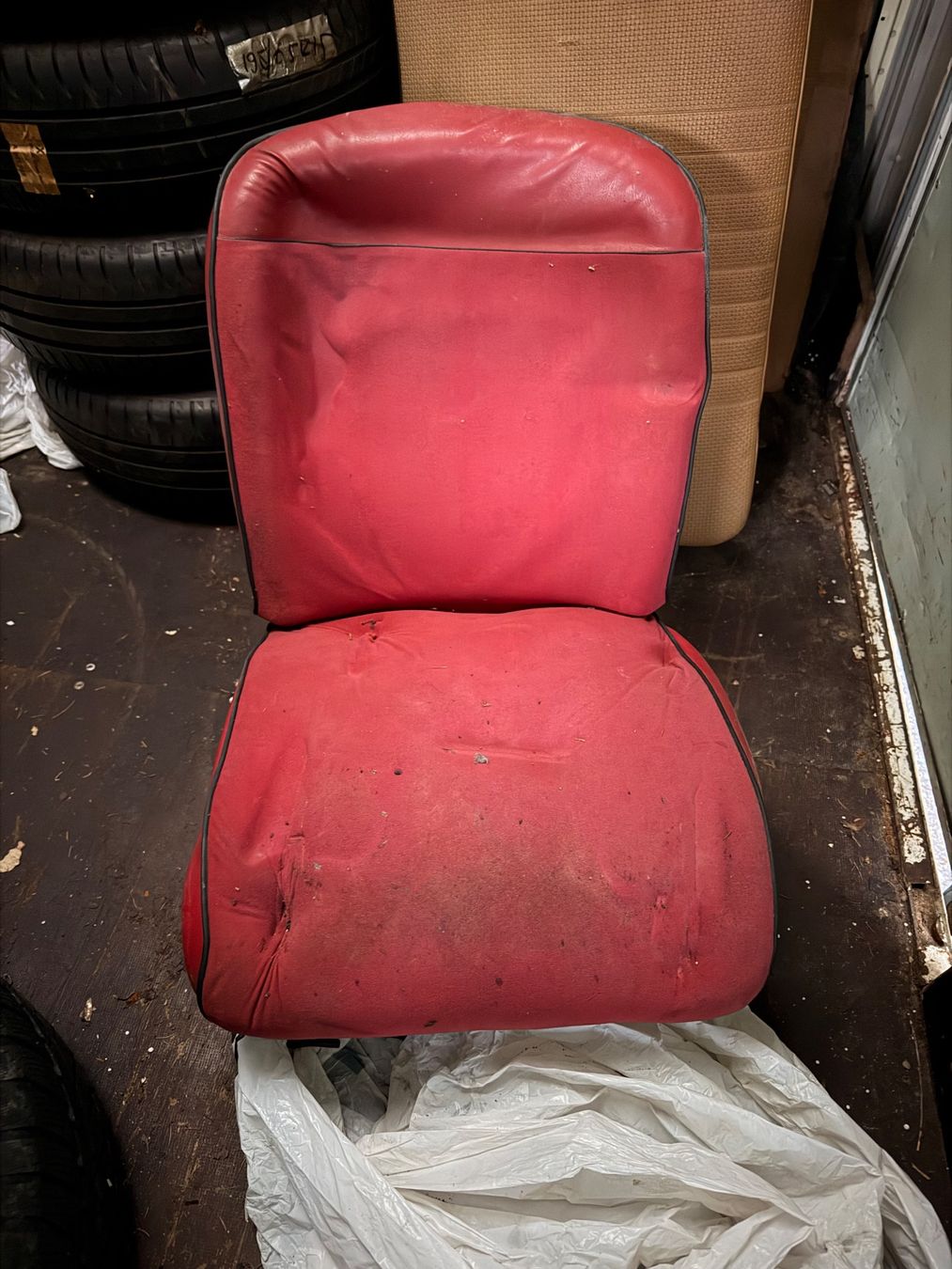 Fiat Tutti pezzi di ricambio auto: Fiat 500 Oltimer Sitze Set – Usato da Frenkendorf venduto da autodiscount4123 1