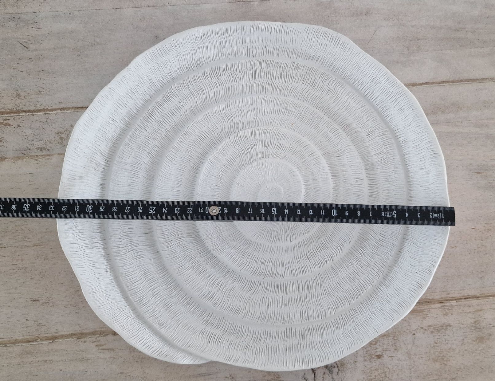 Servierplatten: Dekorative Schale, Spirale weiss  – Gebraucht aus Suhr von Sbume 4