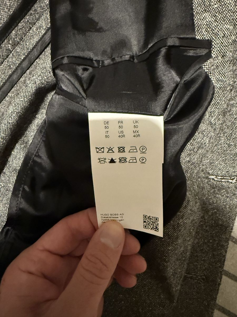 Hugo Boss Vestes: Veste Hugo Boss – Neuf (Voir description) à Villars-sur-Ollon par bab_fy88 2