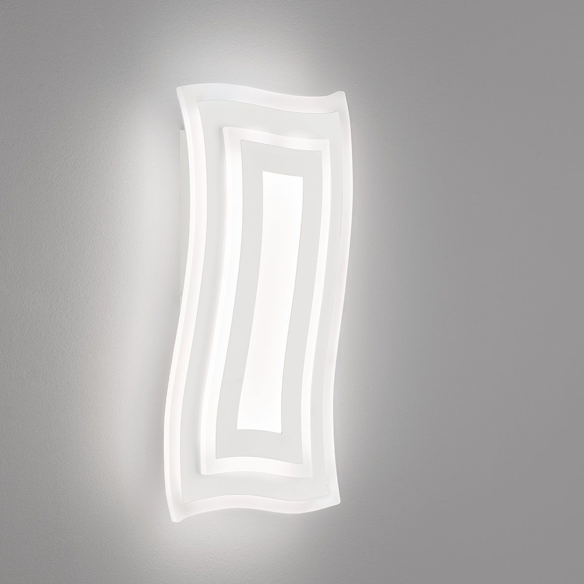 Lampade: LED Wandleuchte, Geschwungen, Dimmbar – Nuovo (secondo la descrizione) da Kreuzlingen venduto da Smart-Light