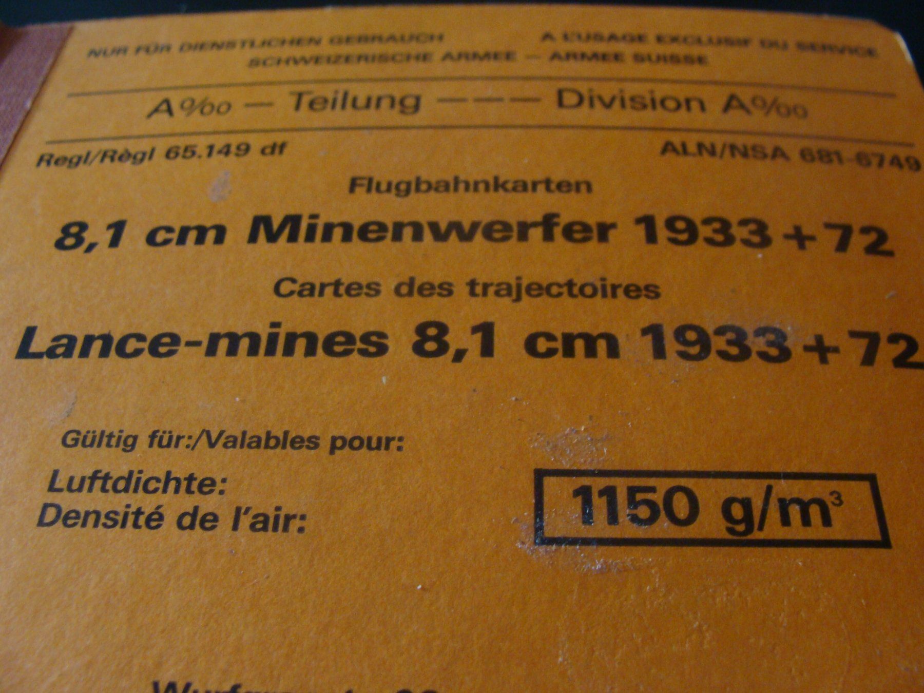 Schweizer Armee Placchette & Badge: Tabelle de calculation militaire, lance mine 8,1 cm – Usato da Cuarny venduto da hen_g7hn 1