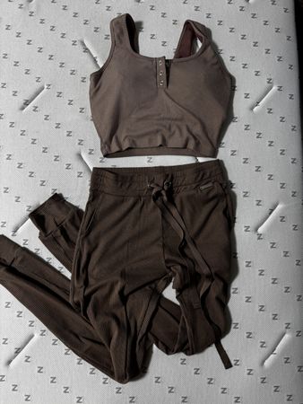 Set bombshell wear size s & m 