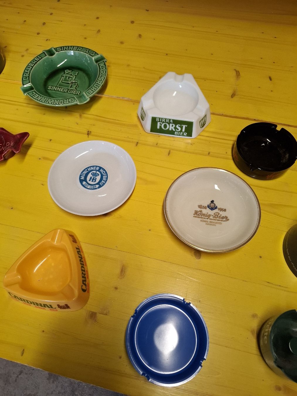 Portacenere: Grosse Sammlung Aschenbecher diverse Marken – Usato da St.Gallen venduto da bpeter01 7