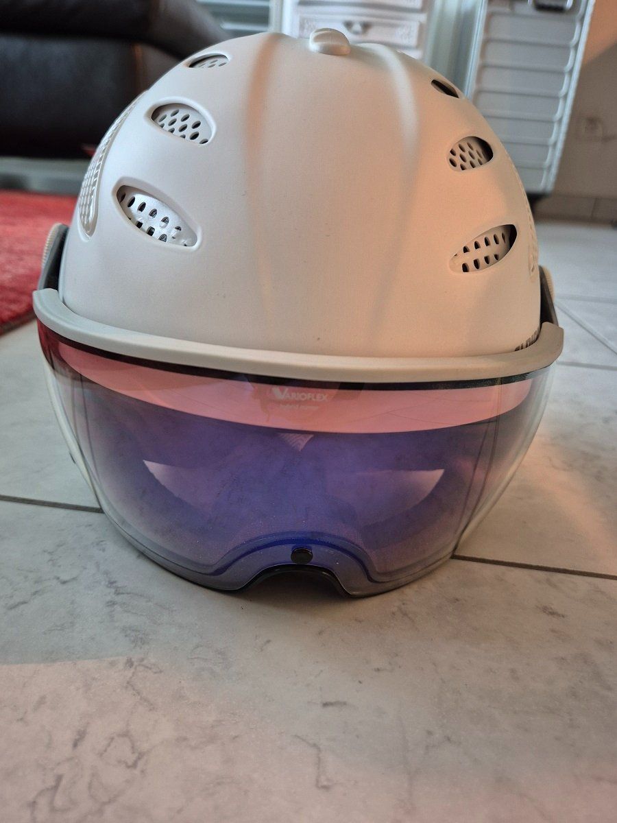 Alpina Caschi: Alpina Skihelm mit Visier weiss – Usato da Thun venduto da Sheepli 1