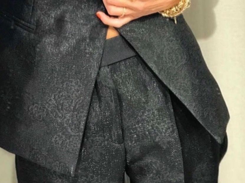 Zara Pantaloni: Zara pants – Nuovo e nell'imballaggio originale da Opfikon venduto da ari_7yn2