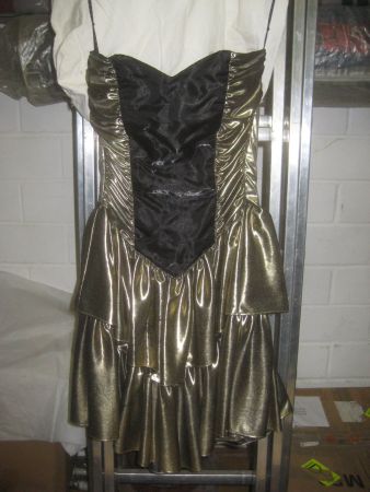 TRÄGERKLEID   SEXY  ODER  FÜR  PARTY