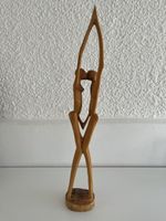 grosse Skulptur aus Holz 
