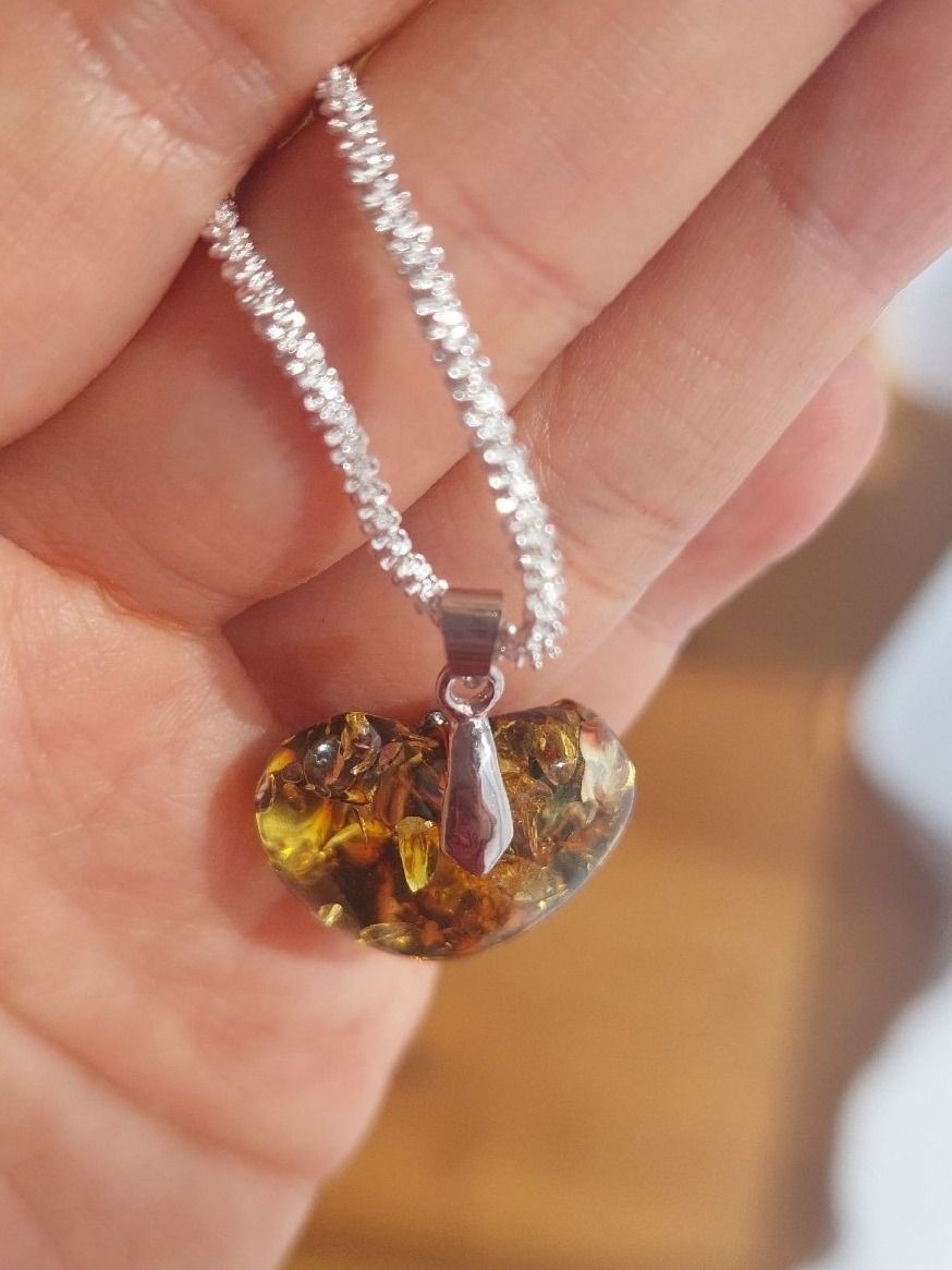 Mineralien & Heilsteine: 💚 Grüner Bernstein Herz Anhänger ✨ – Neu (gemäss Beschreibung) aus St. Gallen von Ammora 3