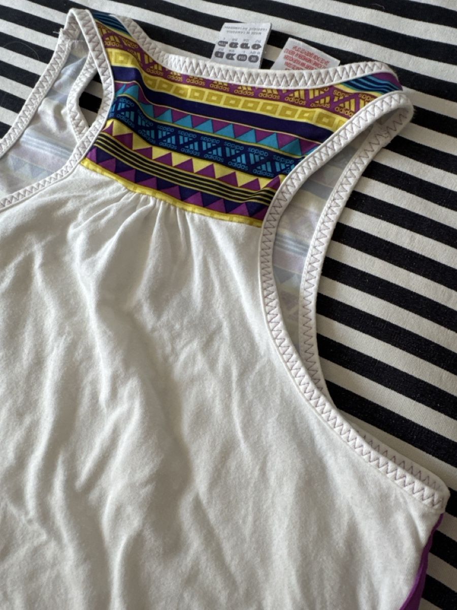 Adidas Top: Adidas Tanktop Grösse 1.52 / 36 – Usato da Basel venduto da YanaR10 4
