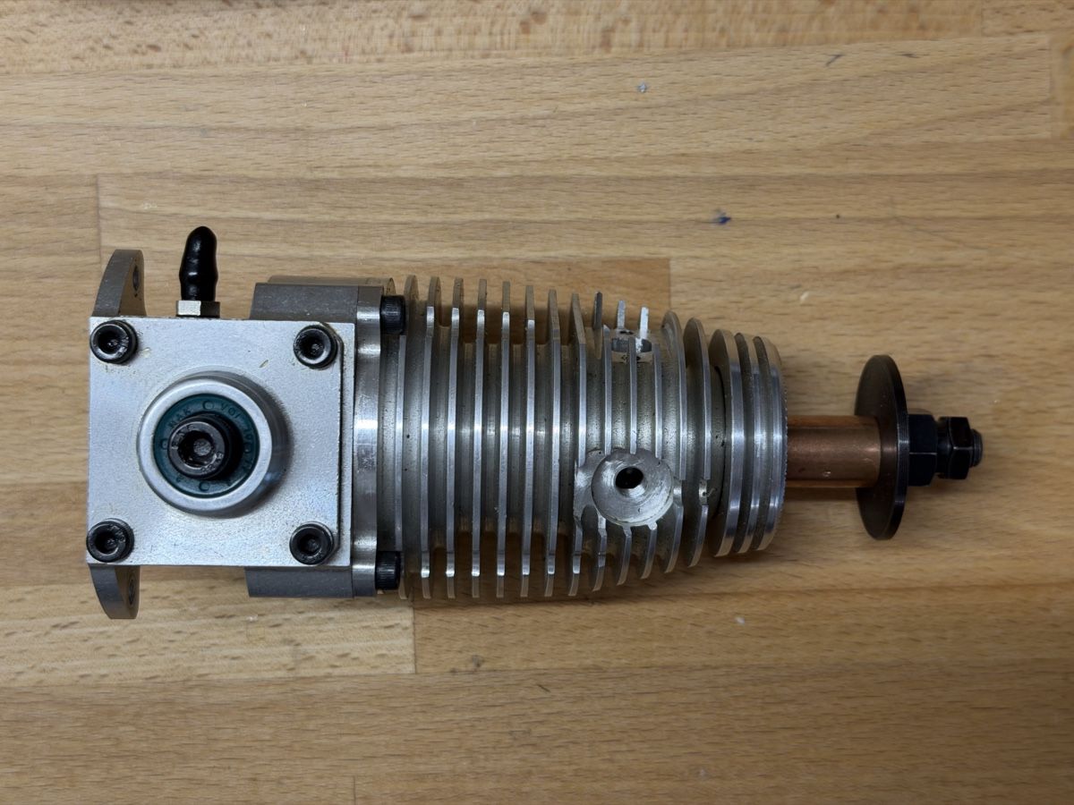 Modellismo RC: RCV 90 SP 4-Takt-Motor – Usato da Biel-Benken BL venduto da theskipster 1