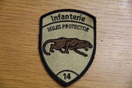 Infanterie Durchdienerschule 14, Gold Miles Protector, Badge