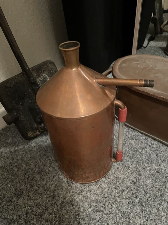 Alambics pour la production des Eaux-de-vi