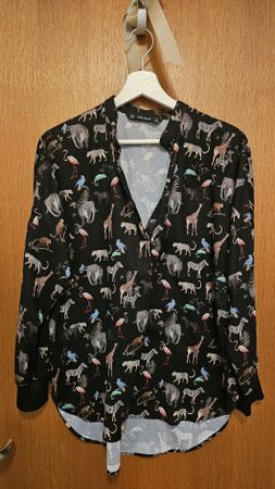 🦓Leichte ZARA Bluse mit Tiermotiven, Grösse M Schwarz🦓