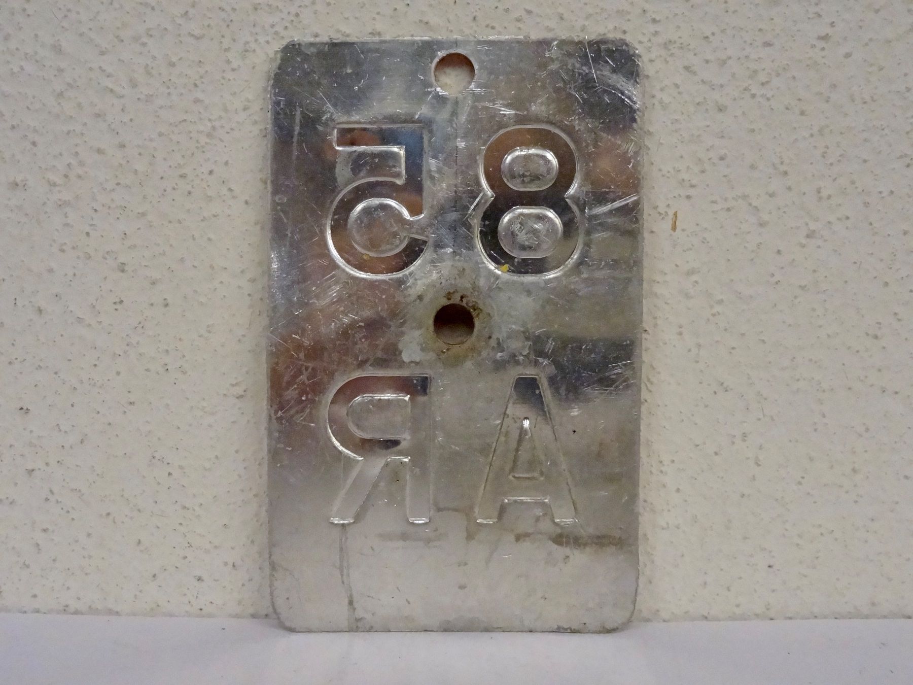 Insegne: AR 85 VELONUMMER - FAHRRADSCHILD – Usato da Kerzers venduto da zimmergruen 1