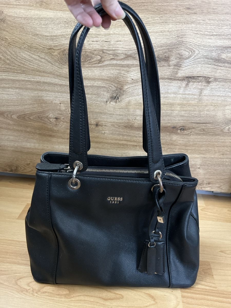 Guess Borse da donna: Guess Handtasche – Usato da Hombrechtikon venduto da rog_6x5b 1