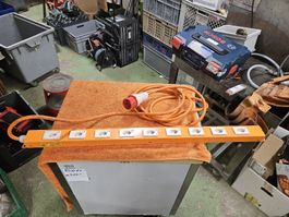Verteilerleiste mit 9 Steckdosen und 5m Kabel gebraucht