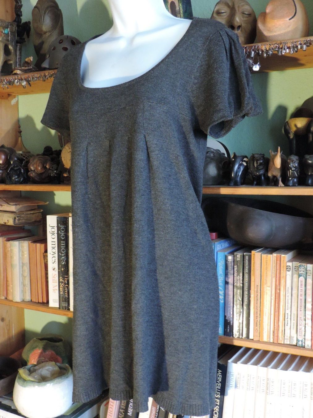 Vestiti: robe gris foncé – Usato da Genève venduto da Axelle333 4