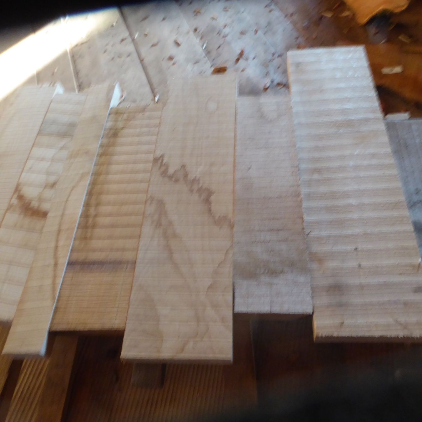 Holzartikel: Eichenbretter 3 cm – Neu (gemäss Beschreibung) aus Sumiswald von Hennri1 1