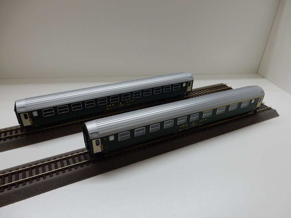 Voiture Wp 4149 CIWL - livrée bleu / crème 1956 - H0