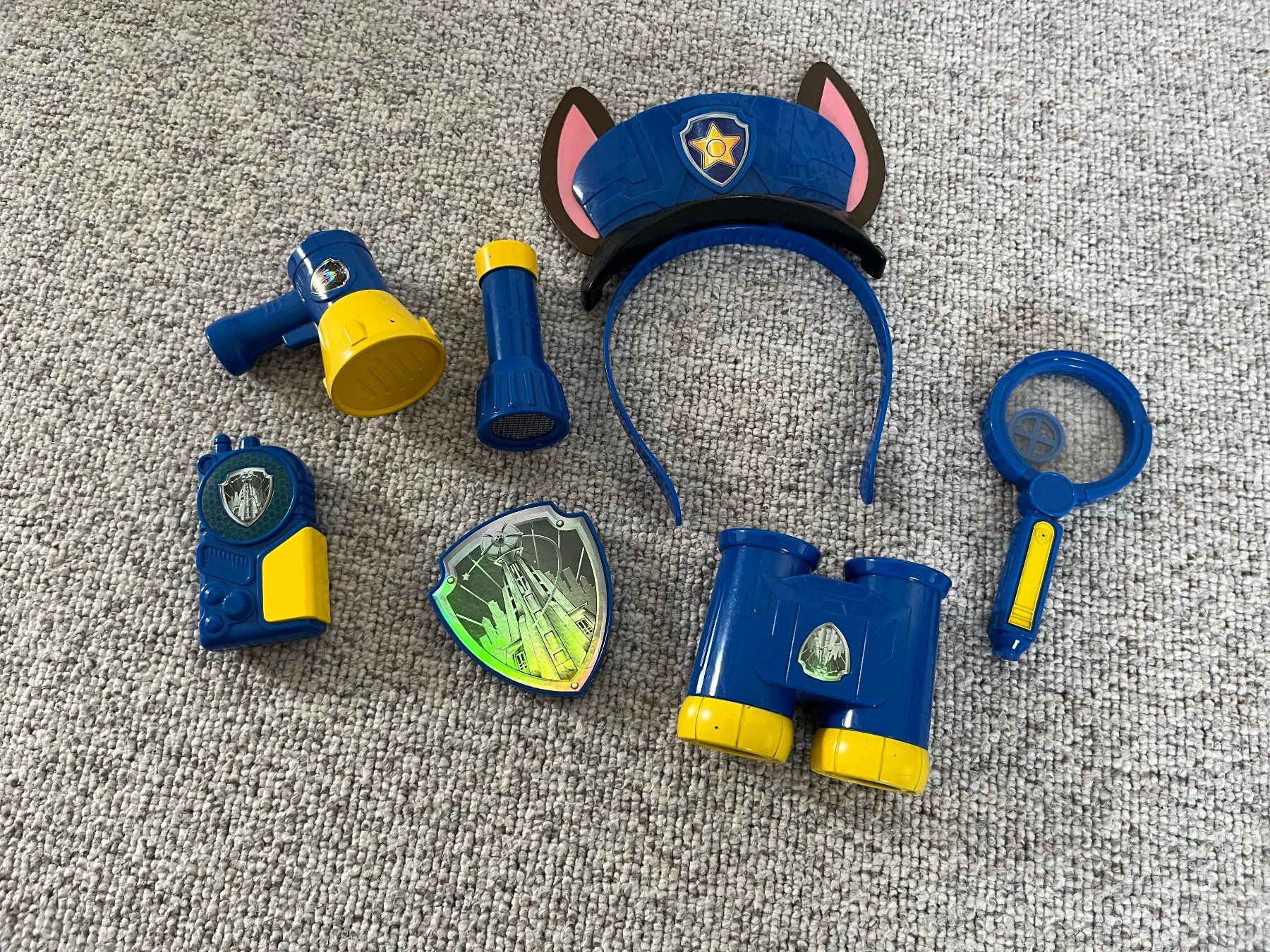Giocattoli: Paw Patrol Chase Polizei Rollenspiel-Set – Usato da Arbon venduto da vb4all