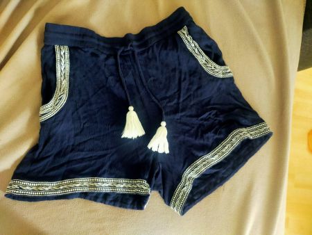 Blaue Sommer Shorts mit Quasten, Grösse S, Top Zustand!