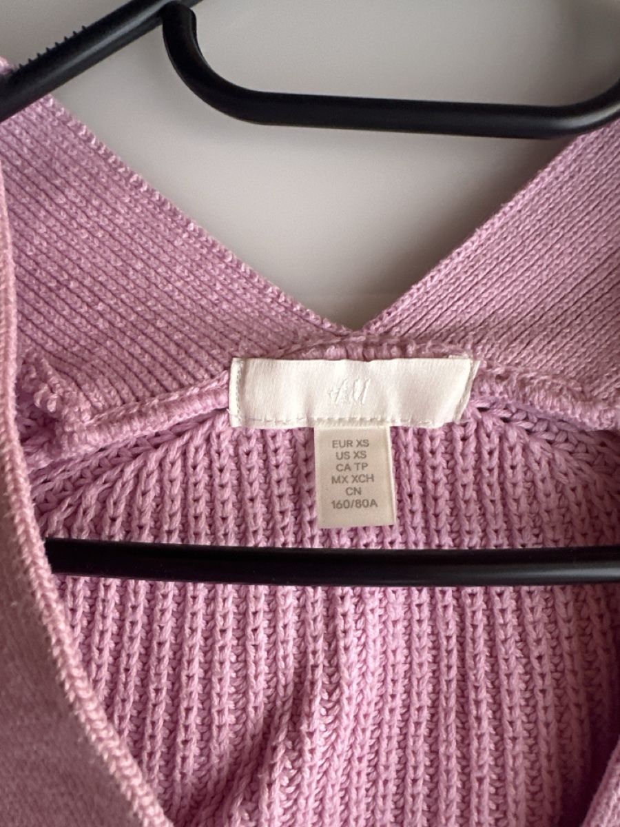 H&M Jacken: H&M Strickjacke rosa Grösse XS – Gebraucht aus Buchs AG von Dasmusstduhaben 1