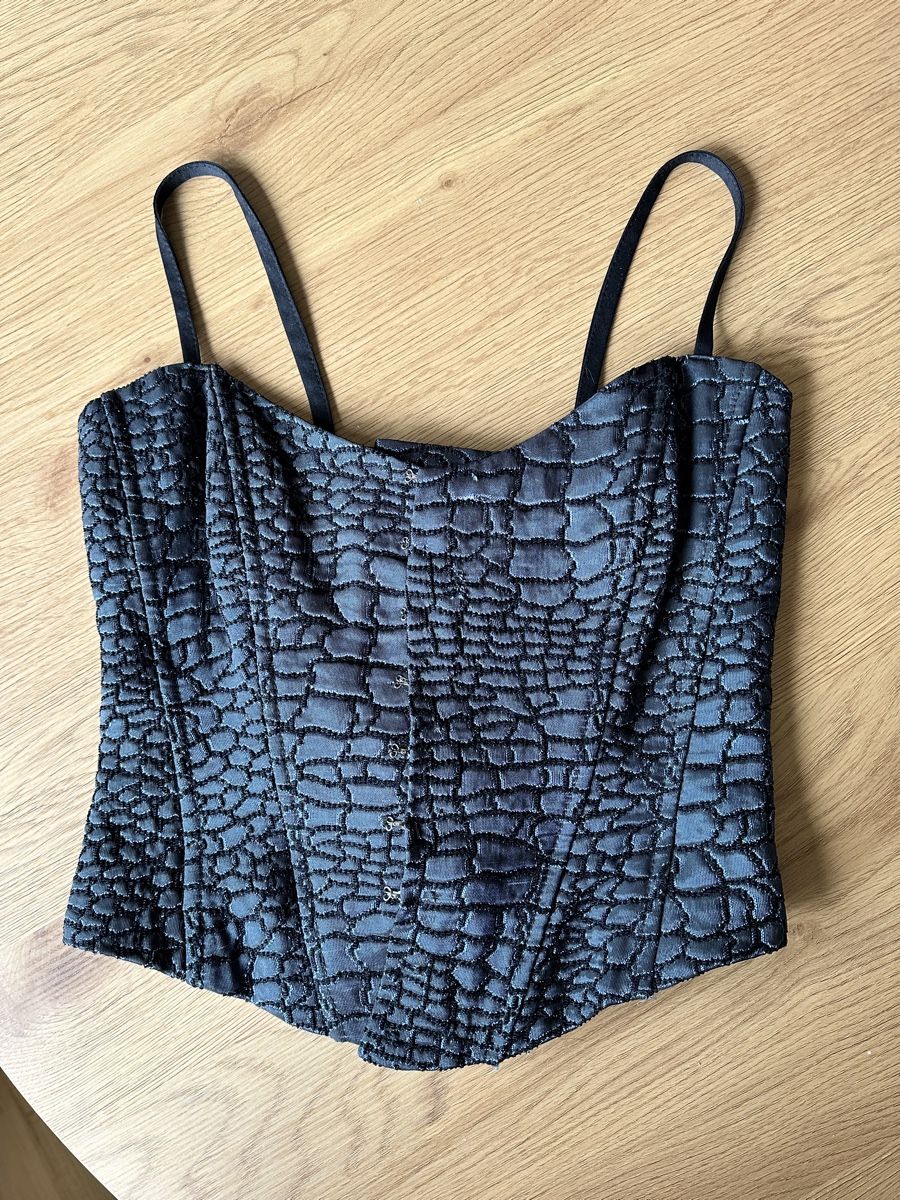 Top: Snake effect corset top, size S-M – Usato da Bern venduto da nita_l 1