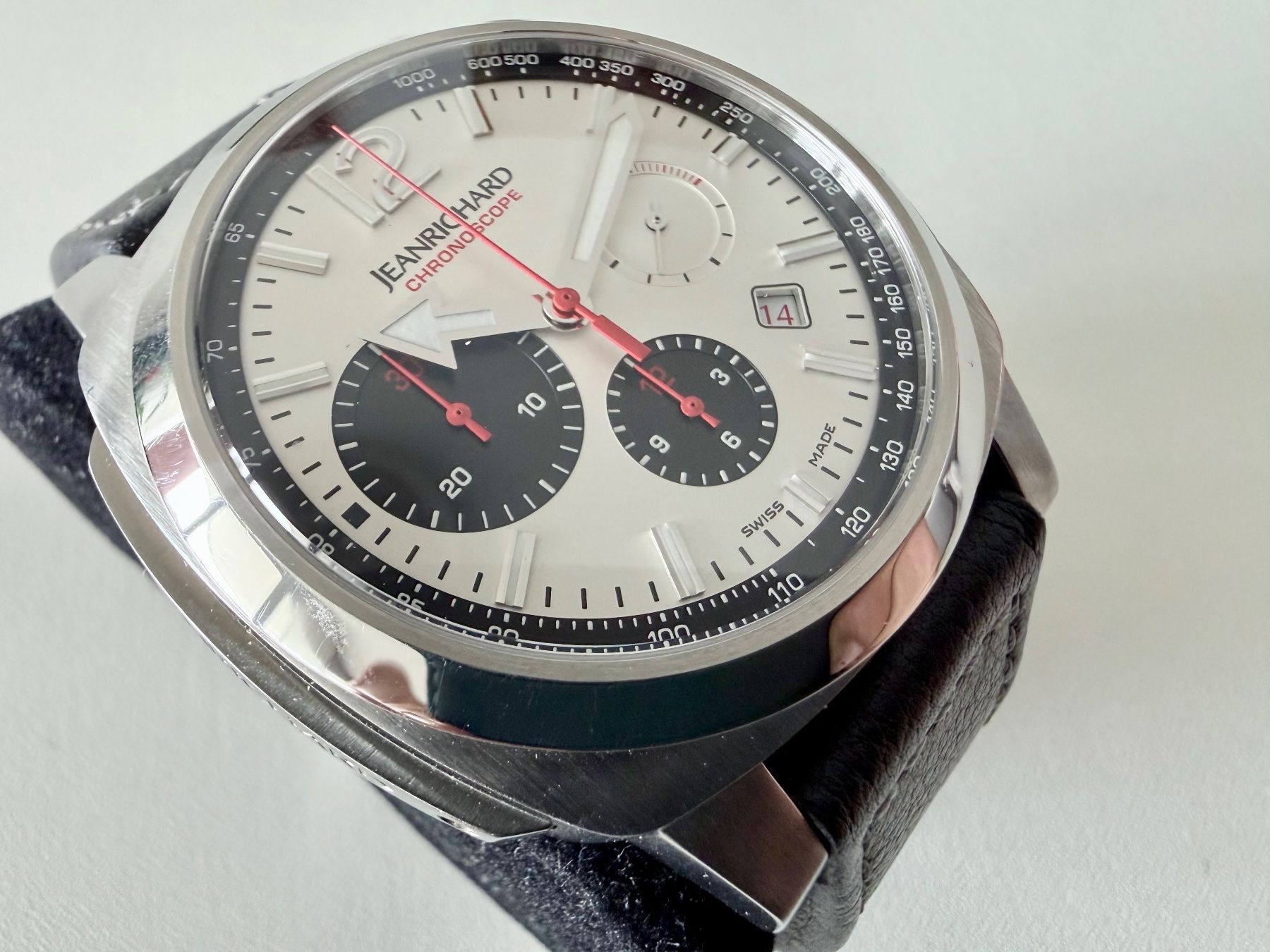 JeanRichard Orologi: DANIEL JEANRICHARD Rare Chronoscope "Panda", SRP Fr. 9300.- – Nuovo e nell'imballaggio originale da Le Mont-sur-Lausanne venduto da LycaGallery 3