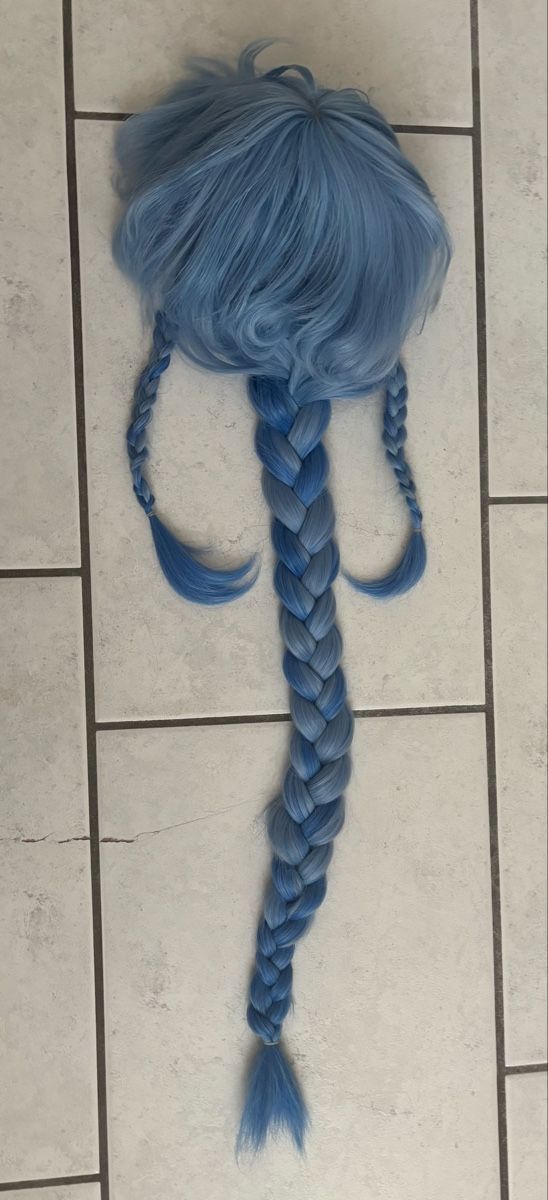 Perücken: Cosplay Wig – Gebraucht aus Andelfingen von Good_Quality 1