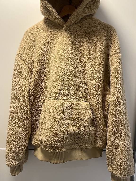 Pullover & Sweatshirts: Urban Classics – Neu und originalverpackt aus St. Gallen von bli_5hp8 1