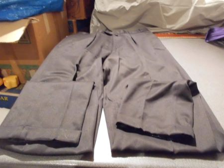 Hose Grösse 38, schwarz