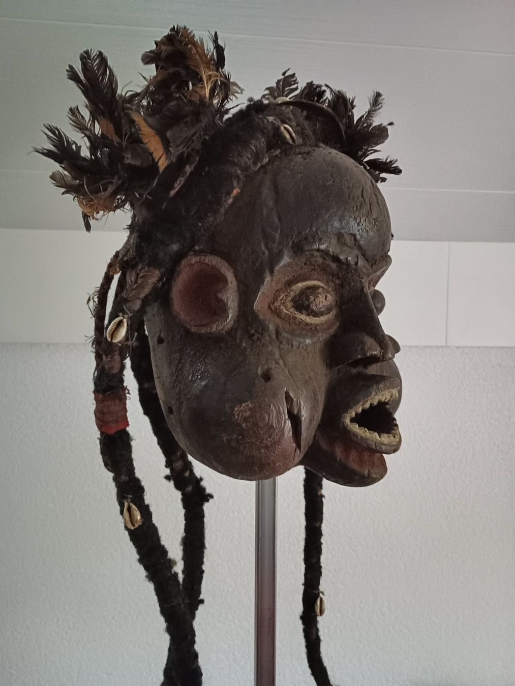Internationale Kunst: Afrikanische Bangwa – Gebraucht aus Vuiteboeuf von deux-matous 2