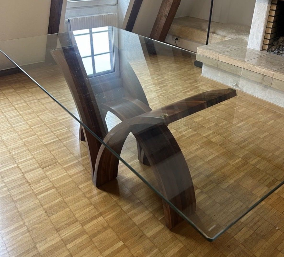 Tische: Designer Holztisch mit Glasplatte - Esstisch – Gebraucht aus Rorschach von ilo_jxk7